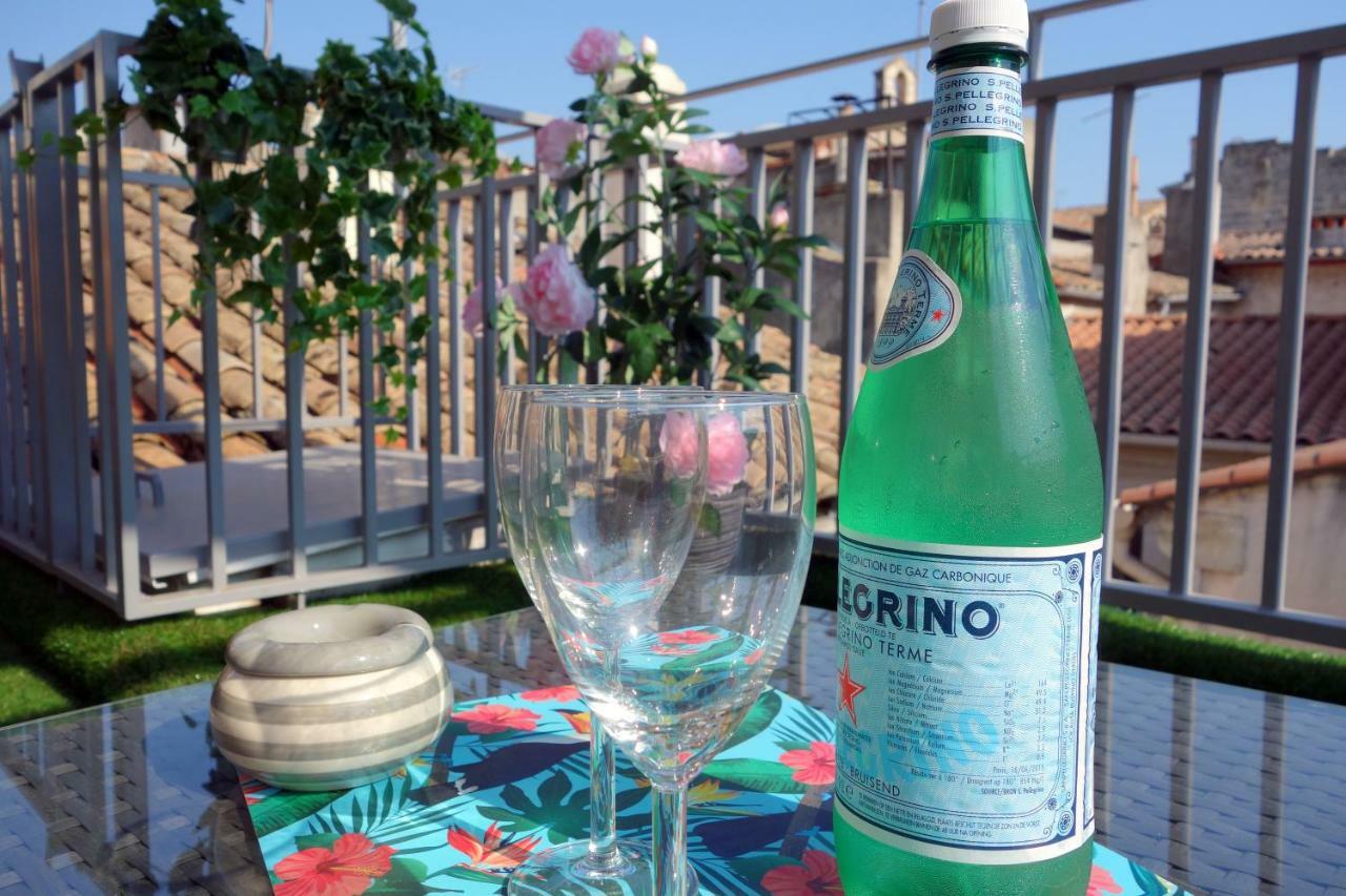 Arles Holiday - La Terrasse Zewnętrze zdjęcie
